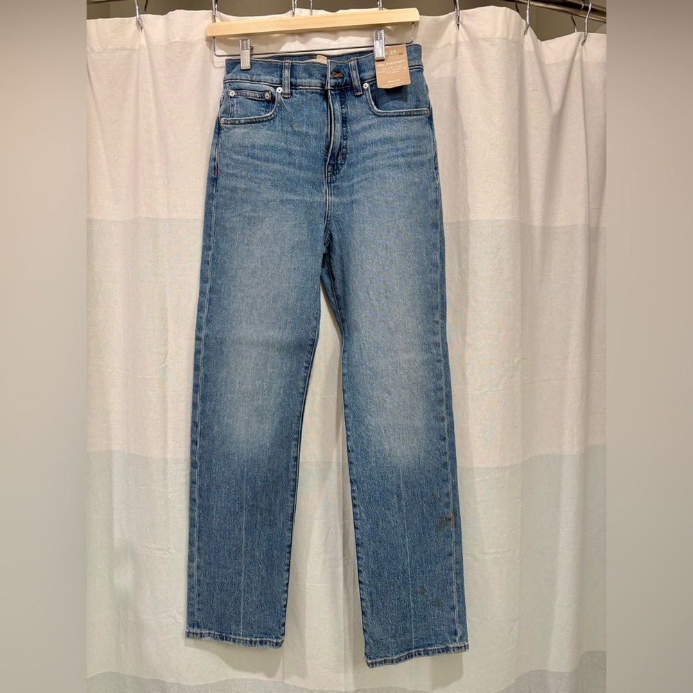 Madewell Women’s ‘90s Straight Jean 26 NWT